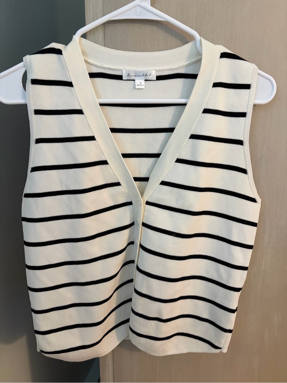 Knit V-Neck Striped Tank Top - Cream/Black